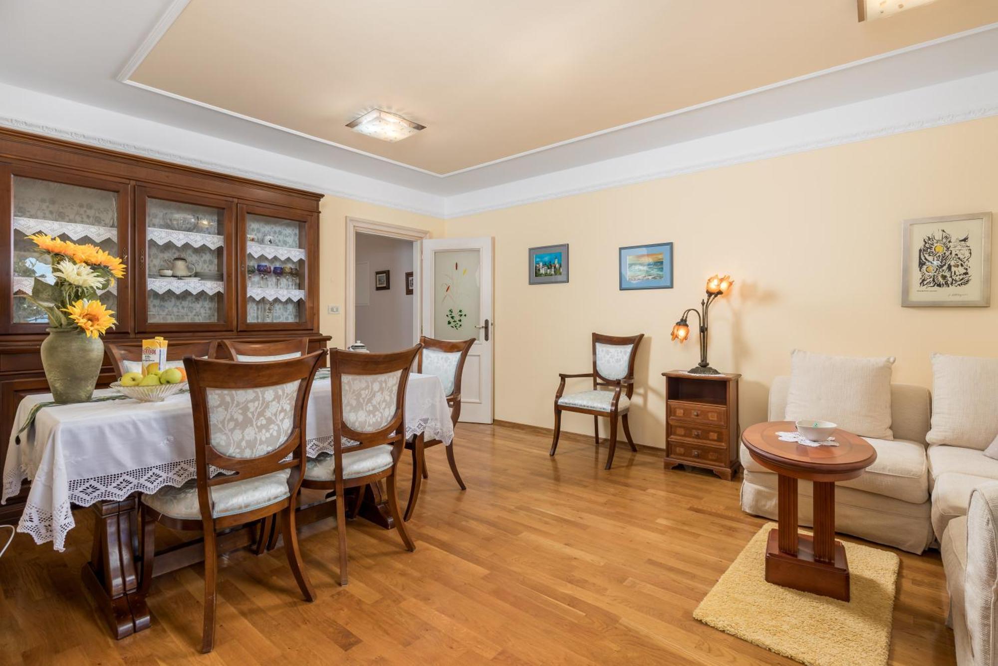 Apartment Patricia Rijeka Extérieur photo