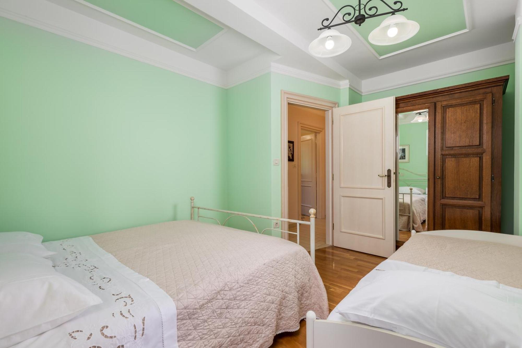 Apartment Patricia Rijeka Extérieur photo